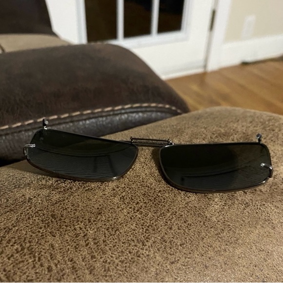 Polar Optics Polarized Clip On Expandable Sunglasses Clam Shell Hard Case 🎉HP🎉 - Picture 11 of 12